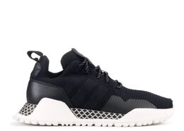 Adidas: Чёрные кроссовки  Primeknit