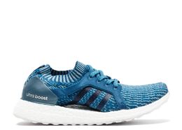 Adidas: Голубые кроссовки  UltraBoost