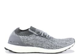 Adidas: Серые кроссовки  UltraBoost Uncaged