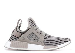 Adidas: Серые кроссовки  NMD XR1 Primeknit