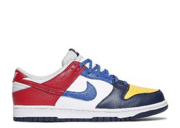 Nike: Красные кроссовки  Dunk Low