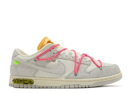 Nike: Белые кроссовки  Dunk Low