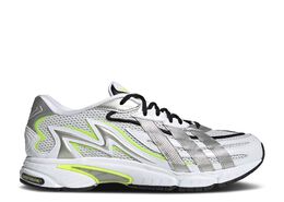 Adidas: Белые кроссовки 