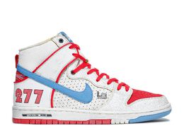 Nike: Белые кроссовки  Dunk High Pro SB