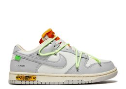 Nike: Белые кроссовки  Dunk Low