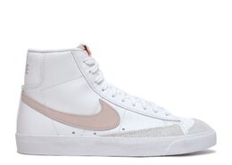 Nike: Белые кроссовки  Blazer Mid 77 Vintage