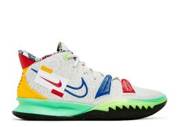 Nike: Белые кроссовки  Kyrie 7
