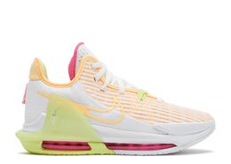 Nike: Белые кроссовки 