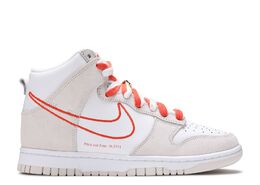 Nike: Белые кроссовки  Dunk High SE