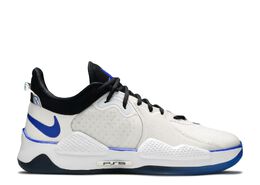 Nike: Белые кроссовки 