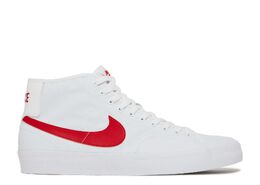 Nike: Белые кроссовки  Blazer