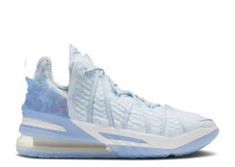 Nike: Белые кроссовки  Lebron 18