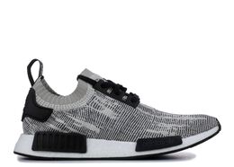 Adidas: Серые кроссовки  NMD_R1 Primeknit