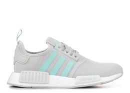 Adidas: Серые кроссовки  NMD_R1 J