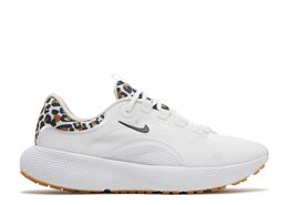 Nike: Белые кроссовки 