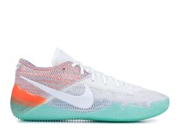 Nike: Белые кроссовки 