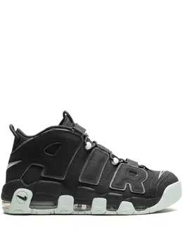 Nike: Светлые кроссовки  Air More Uptempo