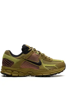 Nike: Зелёные кроссовки 