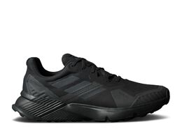 Adidas: Чёрные кроссовки  Terrex