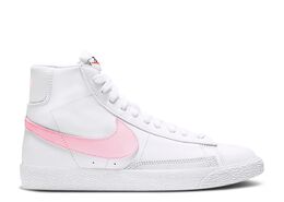 Nike: Розовые кроссовки  Blazer Mid