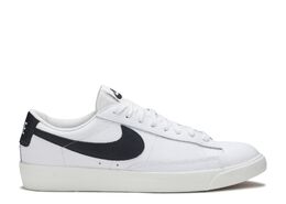 Nike: Белые кроссовки  Blazer Low