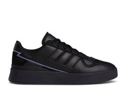 Adidas: Чёрные кроссовки  Forum