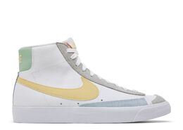 Nike: Белые кроссовки  Blazer Mid 77 Vintage