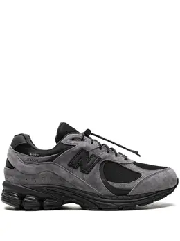 New Balance: Тёмные кроссовки  2002R