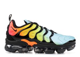 Nike: Яркие кроссовки  Air Vapormax Plus