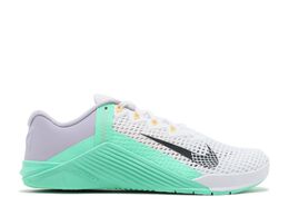 Nike: Белые кроссовки 