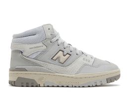 New Balance: Светлые кроссовки 
