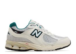 New Balance: Белые кроссовки  2002R