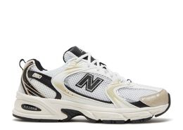 New Balance: Белые кроссовки  530