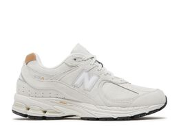 New Balance: Белые кроссовки  2002R