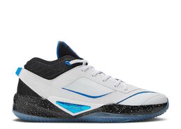 New Balance: Белые кроссовки 