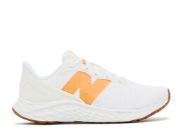 New Balance: Оранжевые кроссовки  Fresh Foam