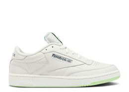 Reebok: Белые кроссовки  Club C 85