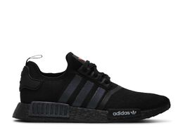 Adidas: Светоотражающие кроссовки  NMD_R1