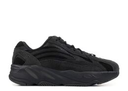 Adidas: Чёрные кроссовки  Yeezy Boost 700 v2