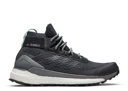 Adidas: Чёрные кроссовки  Terrex Free Hiker