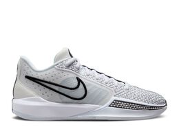 Nike: Белые кроссовки 