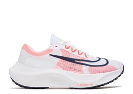 Nike: Белые кроссовки  Zoom Fly