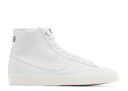 Nike: Белые кроссовки  Blazer Mid 77