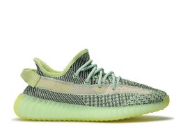 Adidas: Светоотражающие кроссовки  Yeezy Boost 350 v2