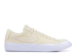 Nike: Бежевые кроссовки  Blazer Low