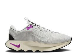Nike: Фиолетовые кроссовки 