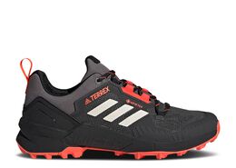 Adidas: Красные кроссовки  Terrex Swift