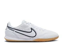 Nike: Белые кроссовки 