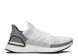 Adidas: Белые кроссовки  UltraBoost 19