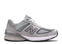 New Balance: Серые кроссовки 